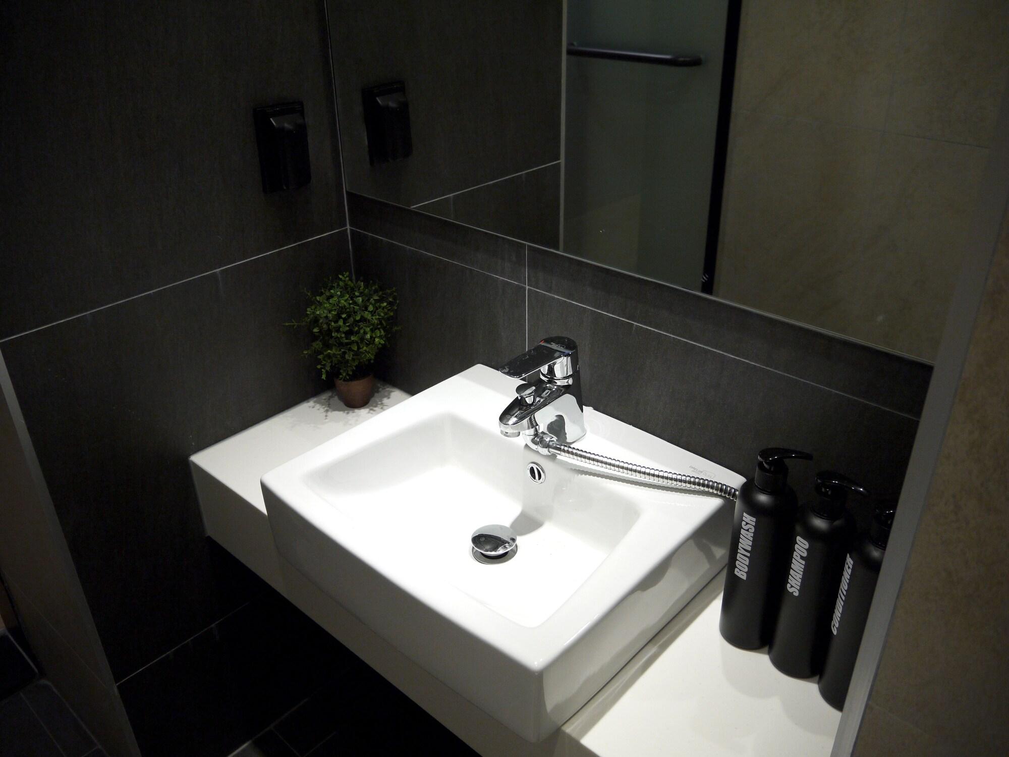 Hostel Cleo Seoul Hongdae Εξωτερικό φωτογραφία