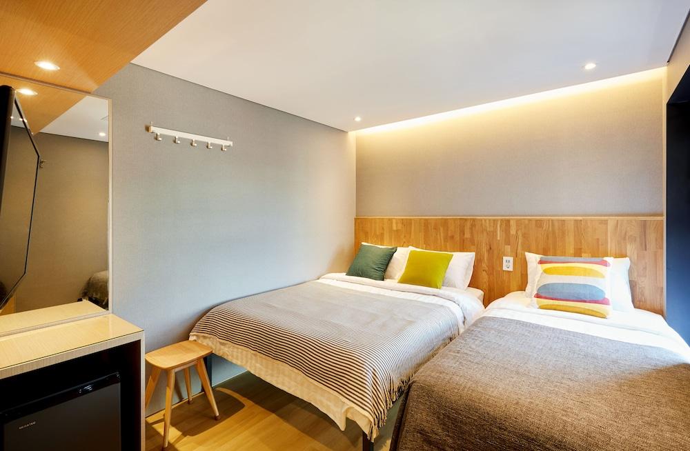 Hostel Cleo Seoul Hongdae Εξωτερικό φωτογραφία