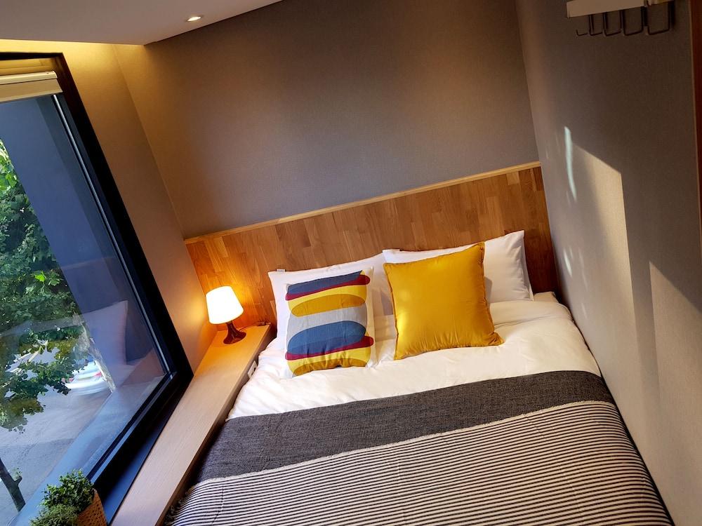Hostel Cleo Seoul Hongdae Εξωτερικό φωτογραφία