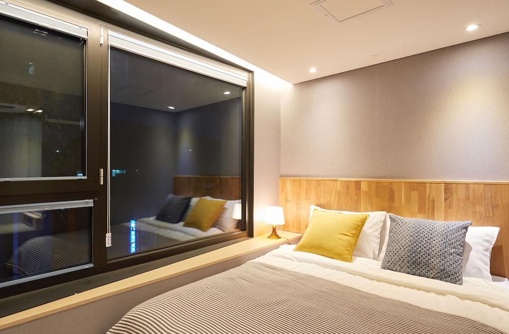 Hostel Cleo Seoul Hongdae Εξωτερικό φωτογραφία