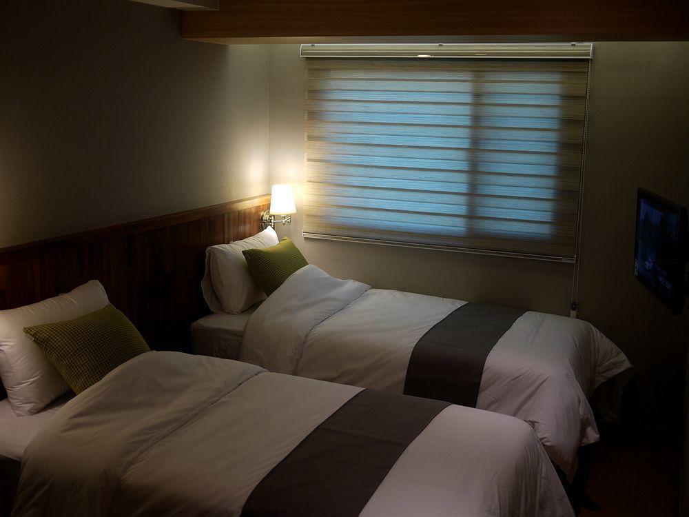 Hostel Cleo Seoul Hongdae Εξωτερικό φωτογραφία