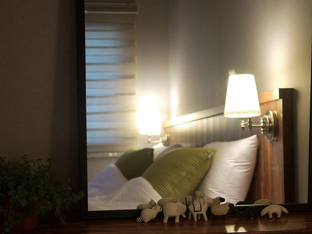 Hostel Cleo Seoul Hongdae Εξωτερικό φωτογραφία