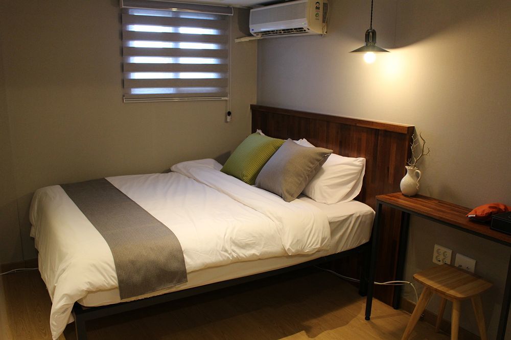 Hostel Cleo Seoul Hongdae Εξωτερικό φωτογραφία