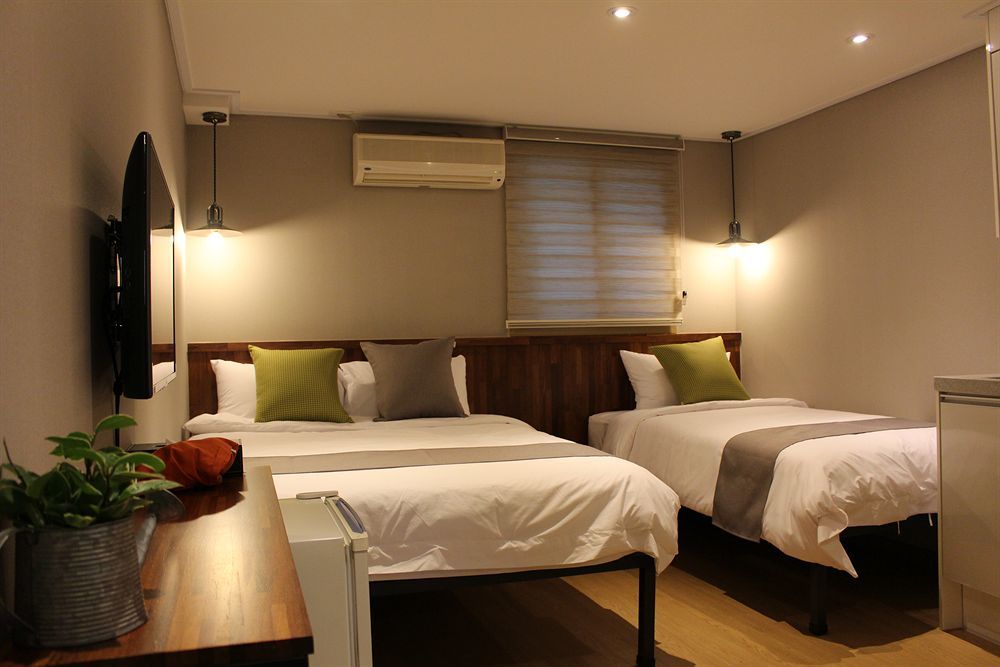 Hostel Cleo Seoul Hongdae Εξωτερικό φωτογραφία